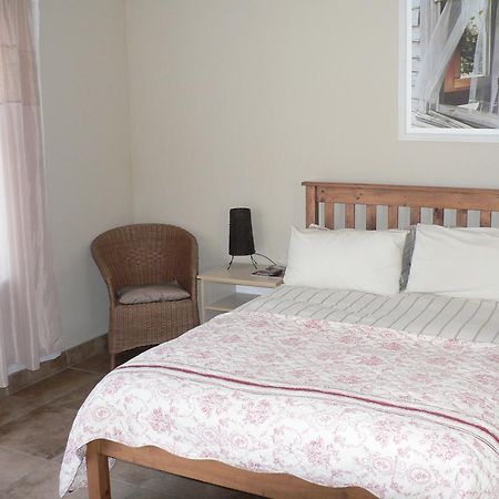 Vogelstrand Guesthouse Swakopmund Exterior photo