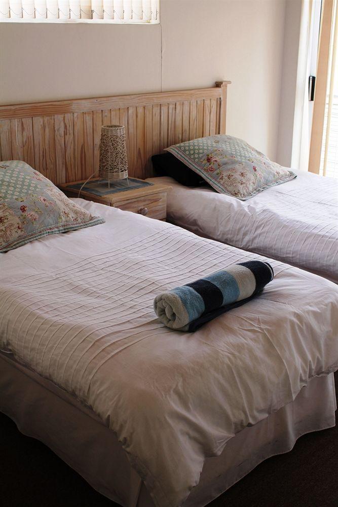 Vogelstrand Guesthouse Swakopmund Exterior photo